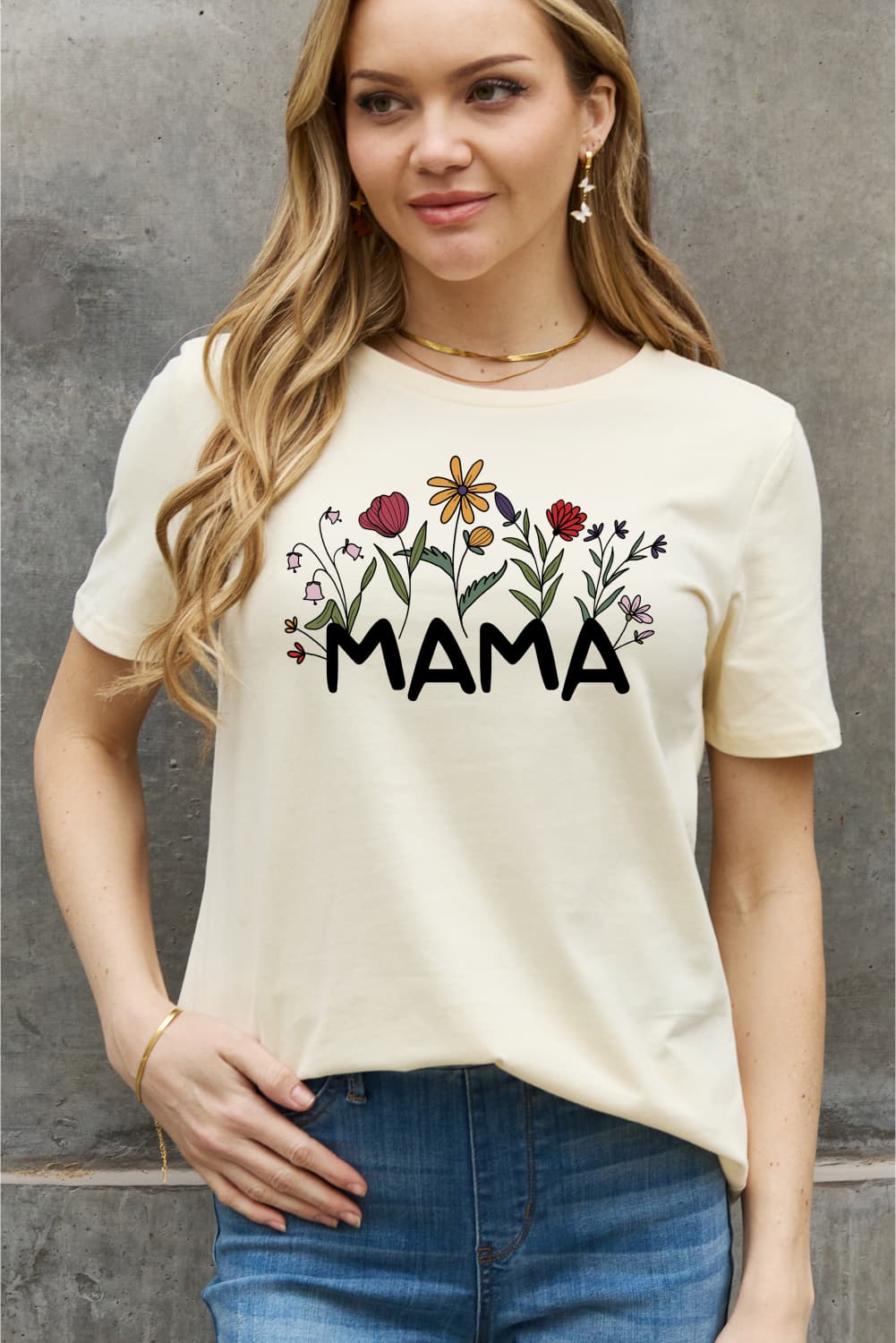 “Mama” Bouquet Graphic Top