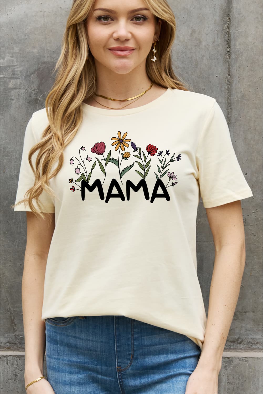 “Mama” Bouquet Graphic Top