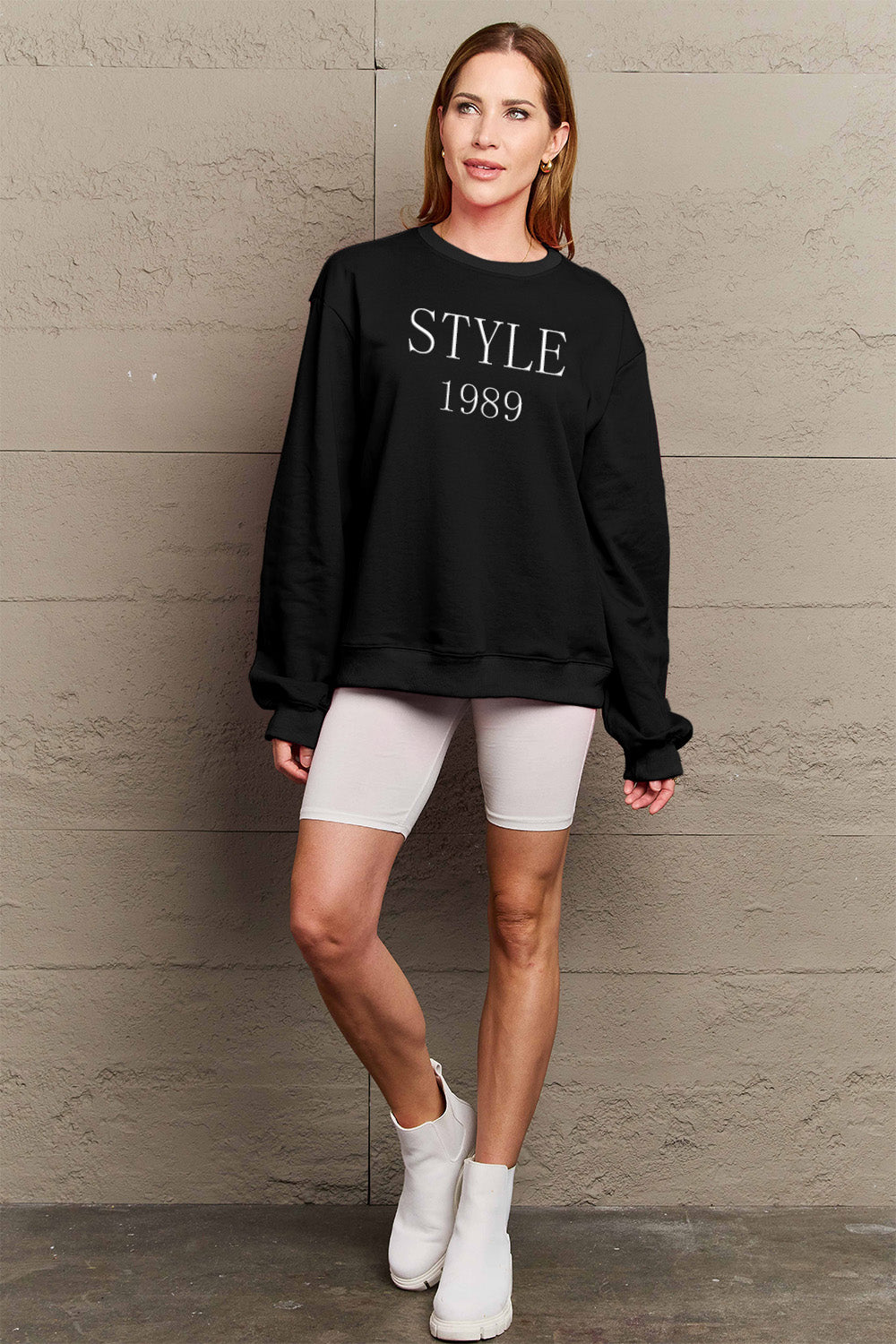 1989 Graphic Crewneck Sweatshirt